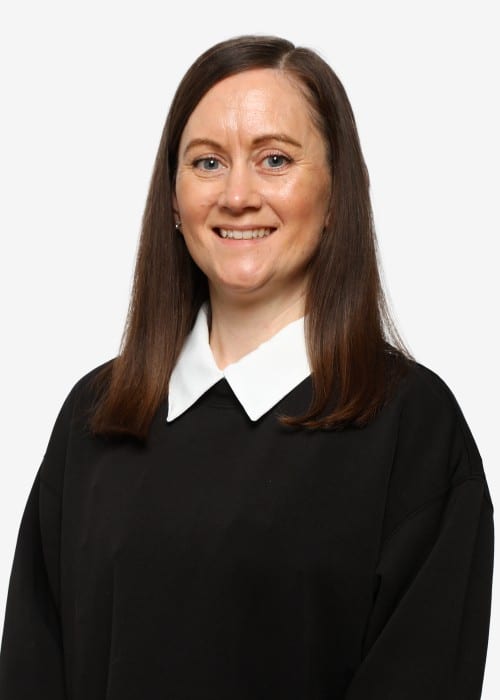 Headshot of Alex, Office Manager at 1st Line Defence