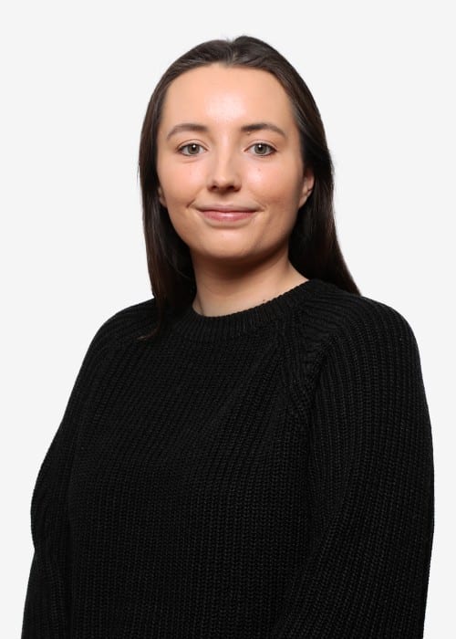 Headshot of Gabrielle, Project Researcher at 1st Line Defence