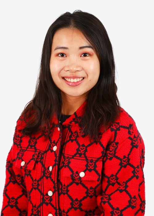 Headshot of Katie, Legal Contracts Advisor at 1st Line Defence
