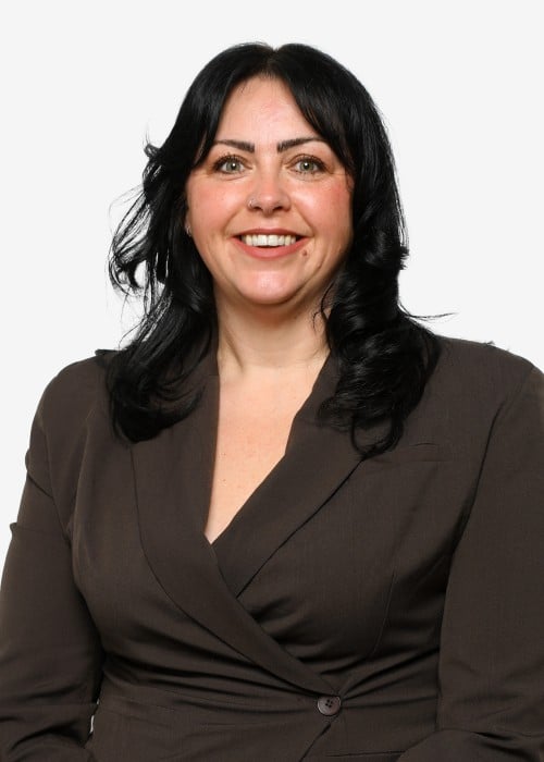 Headshot of Laura, Project Coordinator at 1st Line Defence