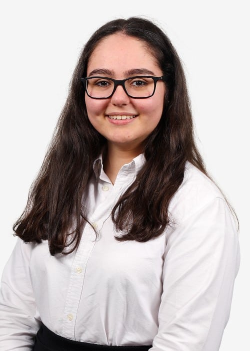 Headshot of Sara, QSHE Assistant at 1st Line Defence
