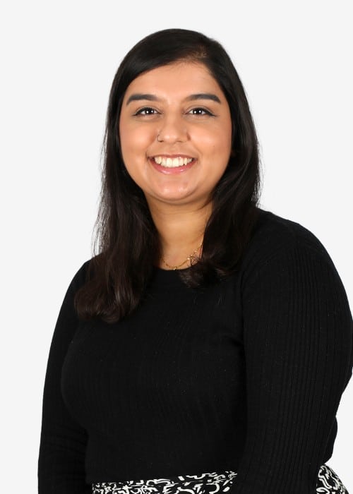 Headshot of Uroosa, Project Researcher at 1st Line Defence